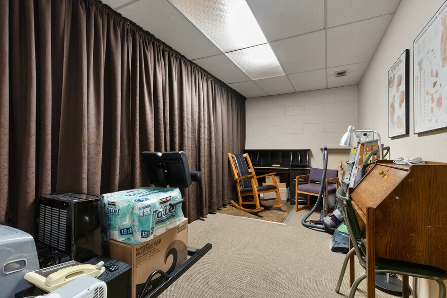 More Photos Of 2040 6th Ave, Tacoma Office For Sale