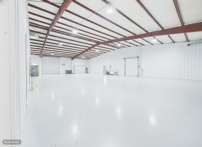 More Photos Of 124 Commerce St, Bowdon Showroom For Sale