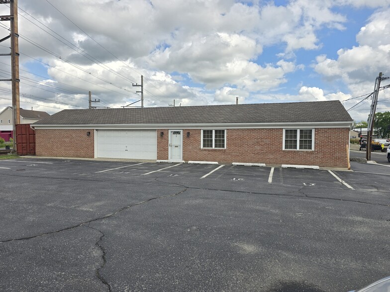 Primary Photo Of 5A High St, Matawan Specialty For Sale