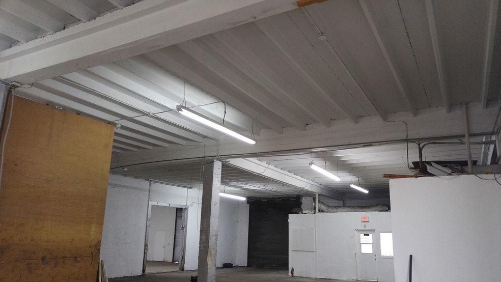 More Photos Of 7200 NW 29th Ave, Miami Warehouse For Lease