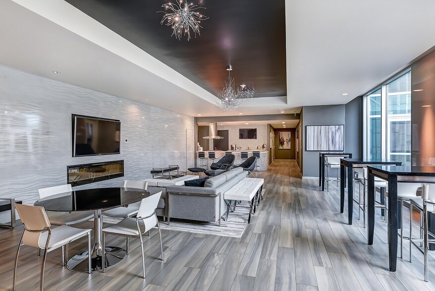 More Photos Of 350 S Market St, San Jose Apartments For Lease