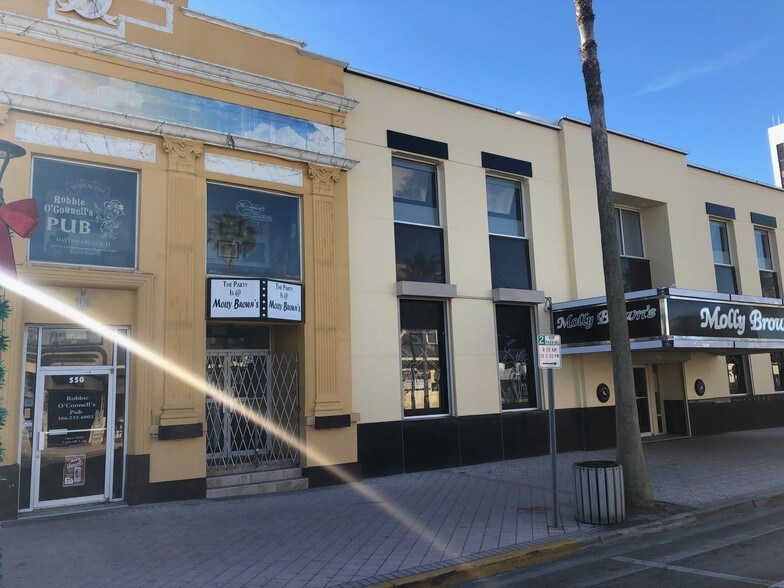 More Photos Of 546 Seabreeze Blvd, Daytona Beach Bar For Lease
