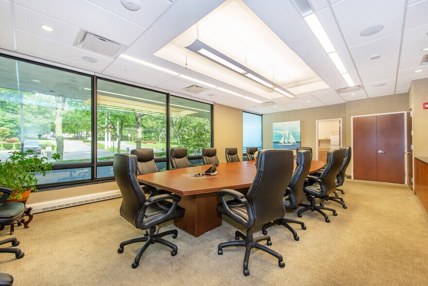 More Photos Of 95 Chestnut Ridge Rd, Montvale Office For Sale
