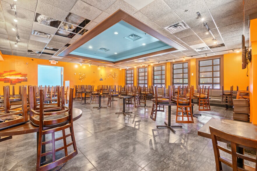 More Photos Of 801 Highway 17 S, North Myrtle Beach Restaurant For Sale