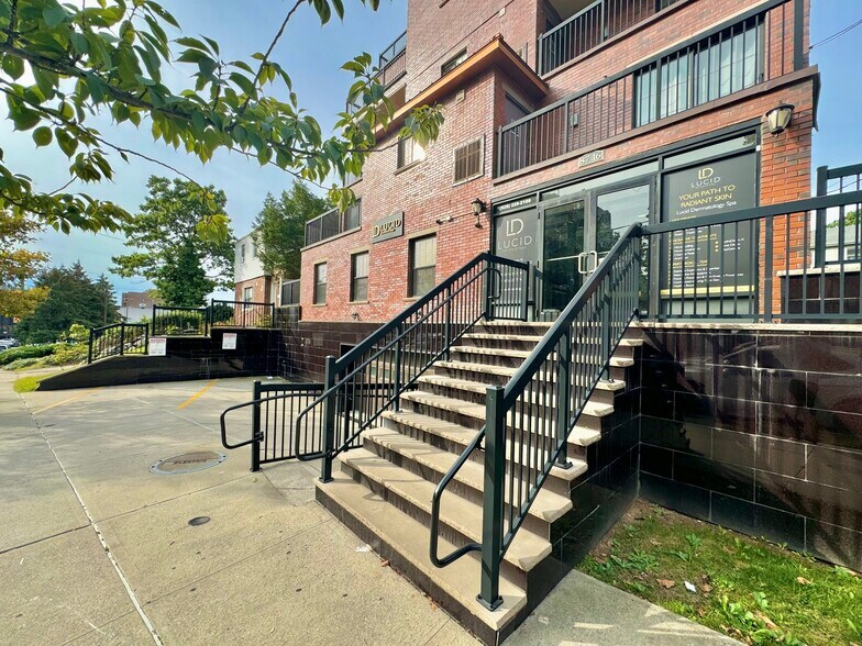 More Photos Of 8716 Avon St, Jamaica Apartments For Lease