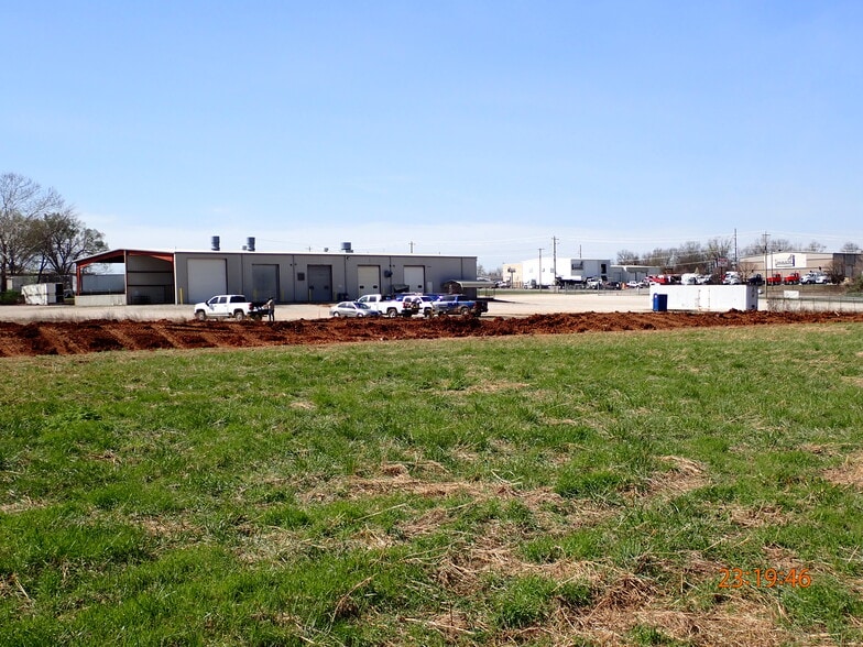 More Photos Of 301 S Bloomington St, Lowell Warehouse For Sale