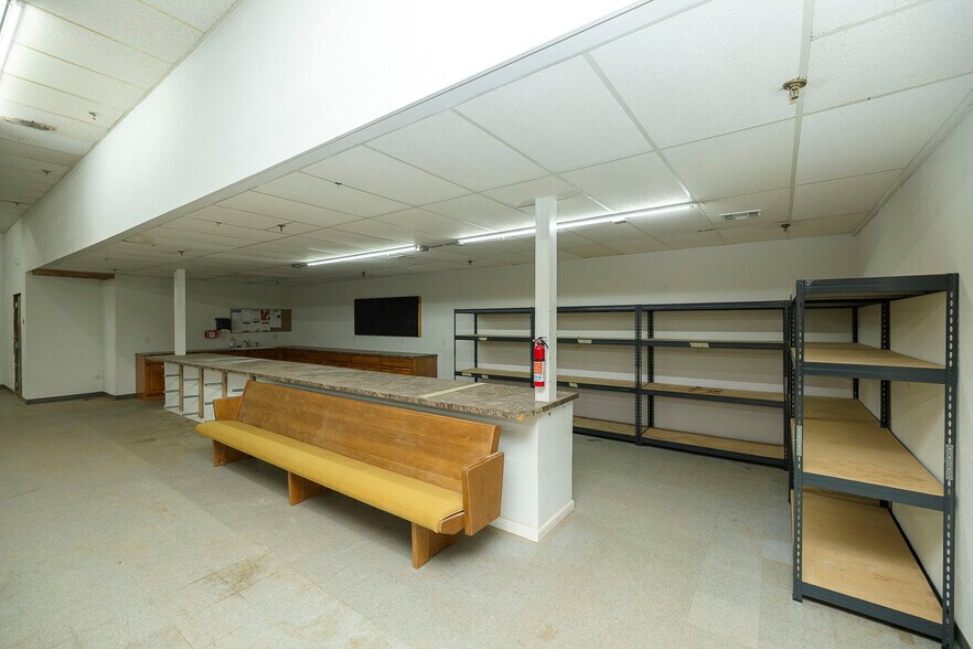 More Photos Of 226 E Ross St, Clearwater Freestanding For Sale