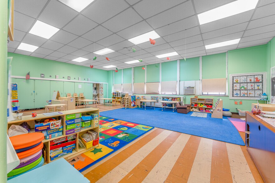 More Photos Of 300 North St, Waynesburg Schools For Sale