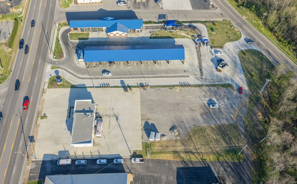 More Photos Of 1764 Madison St, Clarksville Land For Lease