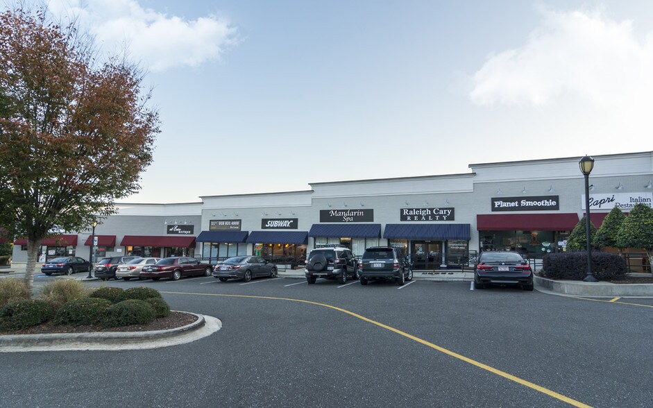 More Photos Of 6325 Falls of Neuse Rd, Raleigh Supermarket For Lease