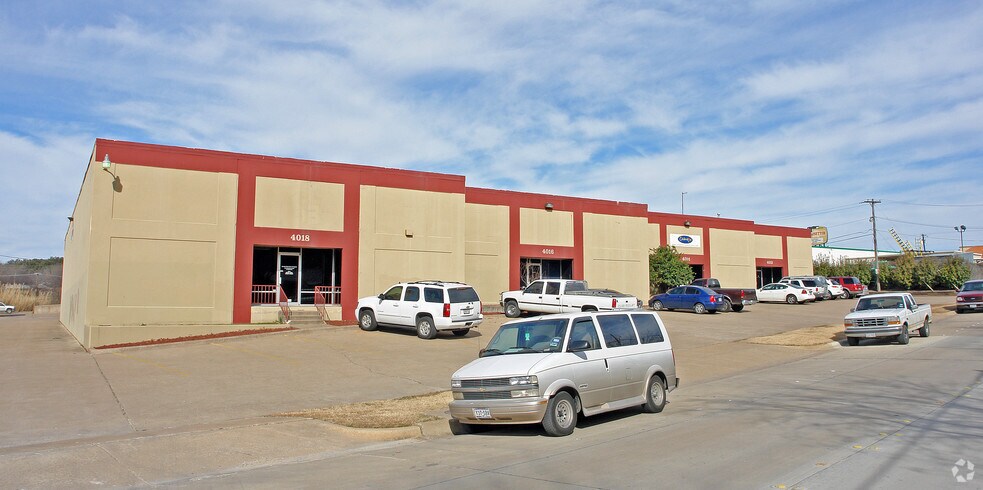 More Photos Of 4012-4018 Old Benbrook Rd, Fort Worth Warehouse For Lease