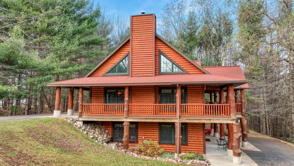 More Photos Of 18061 County Highway OO, Chippewa Falls Flex For Sale