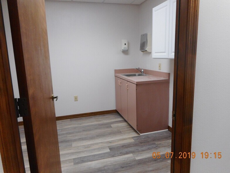 More Photos Of 3143 SW 32nd Ave, Ocala Medical For Lease