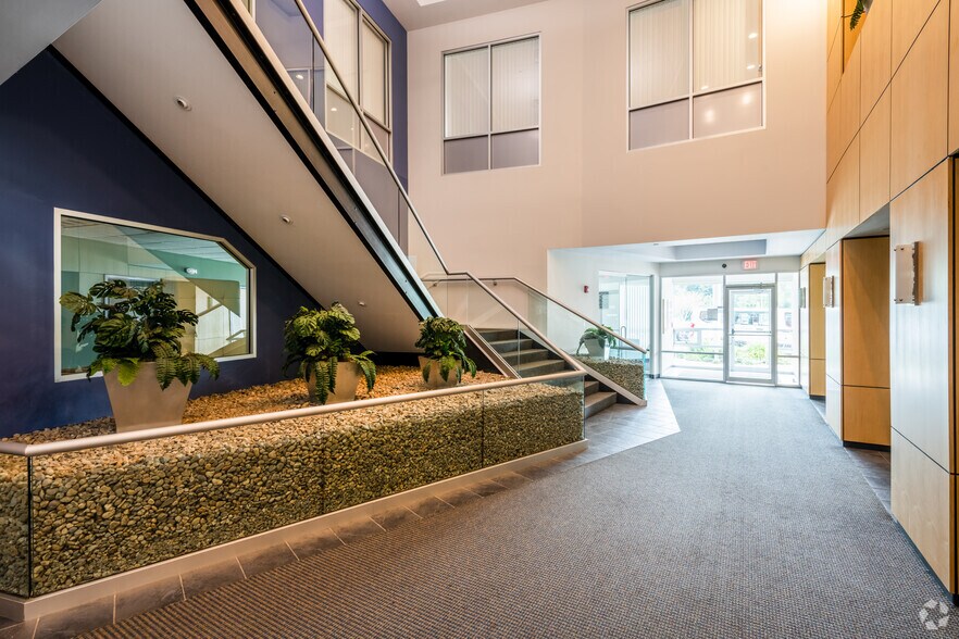 More Photos Of 144 North Rd, Sudbury Unknown For Lease