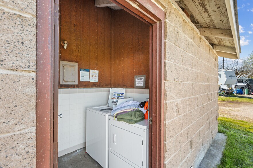 More Photos Of 711 W Brannan Island Rd, Isleton Trailer Camper Park For Sale