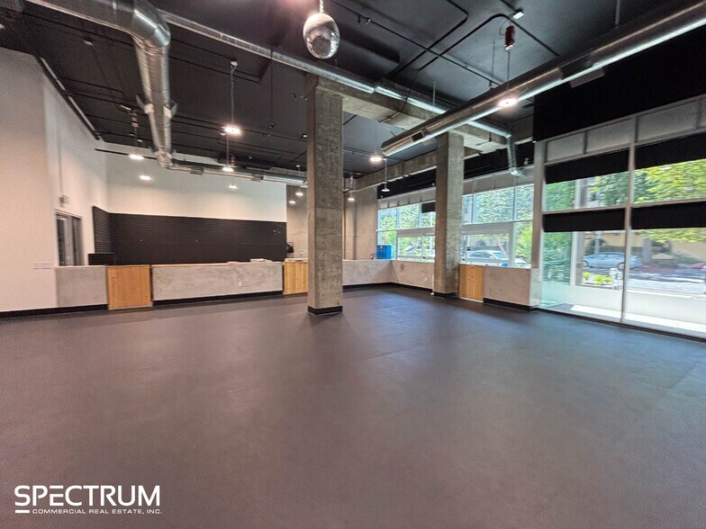 More Photos Of 6200 Variel Ave, Woodland Hills Apartments For Lease