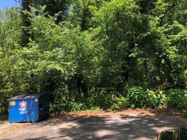 More Photos Of 377 Gambrills Rd, Gambrills Storefront Retail Office For Lease