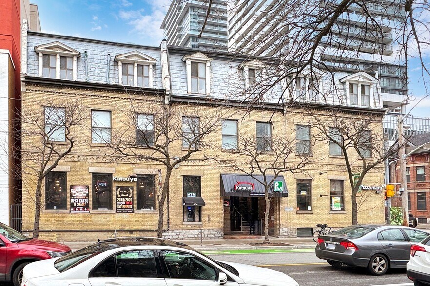 More Photos Of 66 Gerrard St E, Toronto Storefront Retail Office For Lease