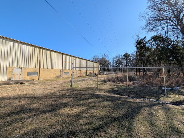 More Photos Of 641 Unitech Dr, Jackson Manufacturing For Sale