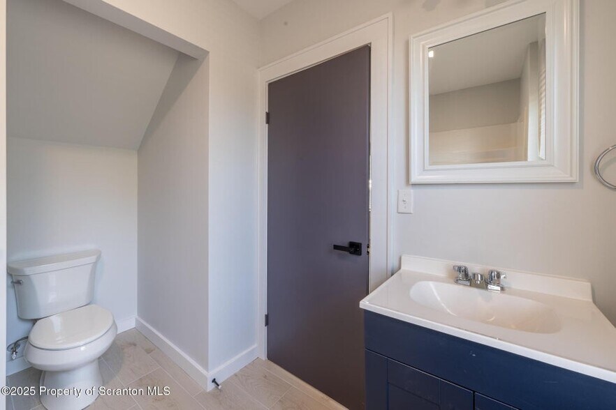 More Photos Of 1131 Pittston Ave, Scranton Funeral Home For Sale