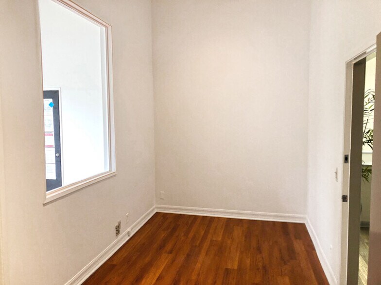 More Photos Of 119-131 Broadway, Santa Monica Office For Lease