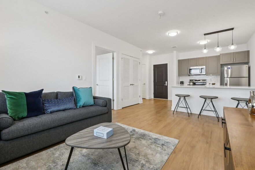 More Photos Of 110 Bergen Tpke, Little Ferry Apartments For Lease