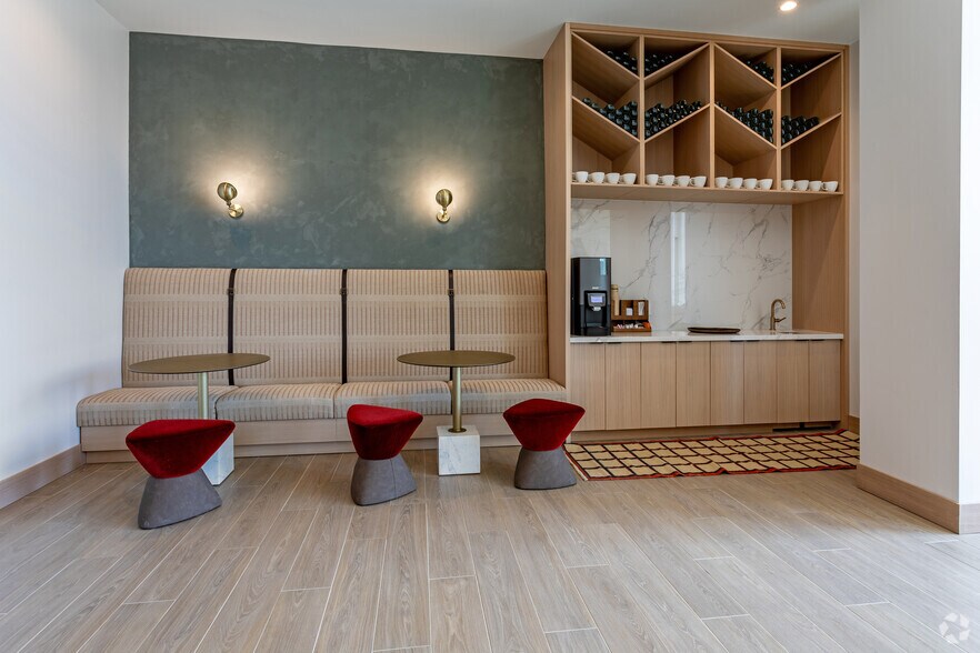 More Photos Of 8594 Excelsior Blvd, Hopkins Apartments For Lease