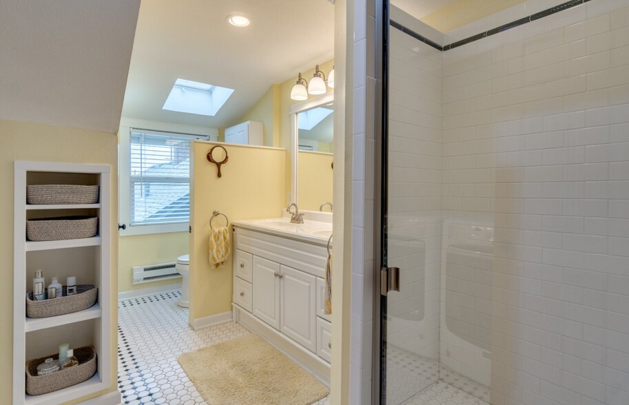 More Photos Of 1614 N Church St, Portland Apartments For Sale