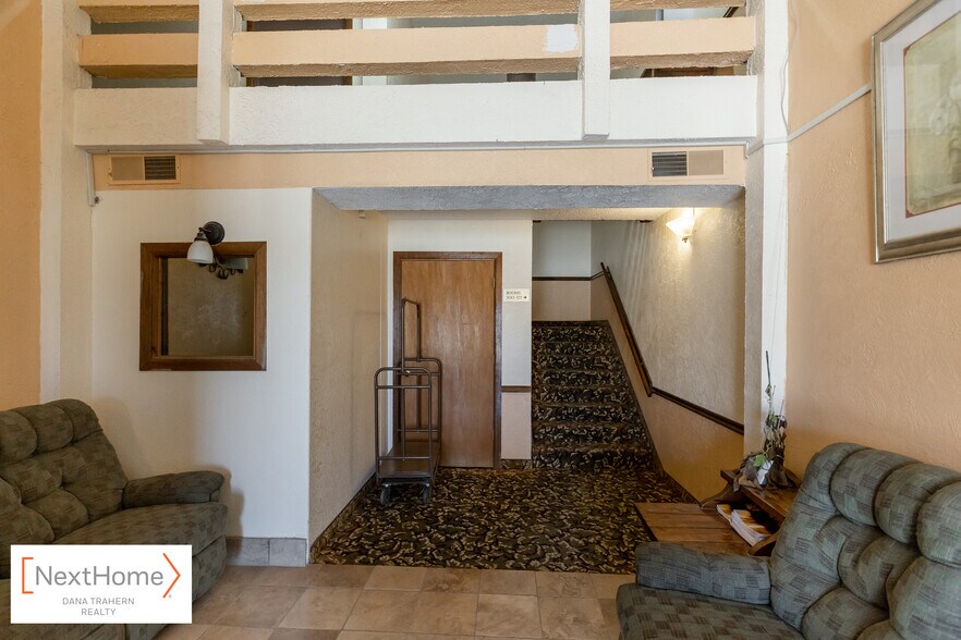 More Photos Of 2093 W Oklahoma Ave, Ulysses Hotel For Sale