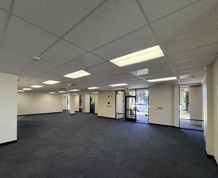 More Photos Of 550 Nuttman St, Santa Clara Light Manufacturing For Sale