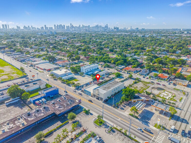 More Photos Of 2548 NW 36th St, Miami Auto Dealership For Lease