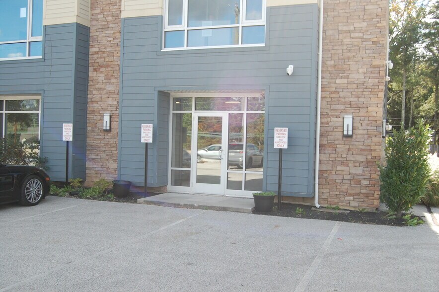 More Photos Of 1536 E Lancaster Ave, Paoli Loft Creative Space For Lease