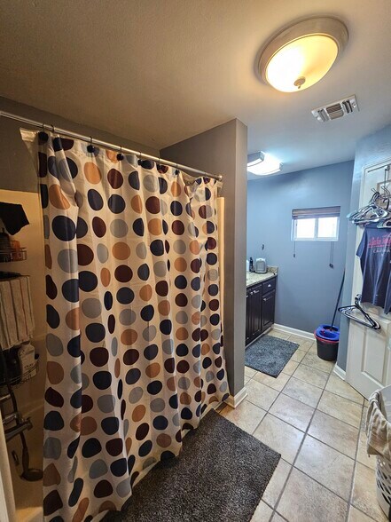 More Photos Of 606 W Main St, Thibodaux Convenience Store For Sale