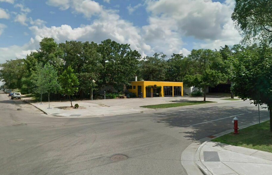 More Photos Of 2810 E 50th St, Minneapolis Auto Repair For Lease