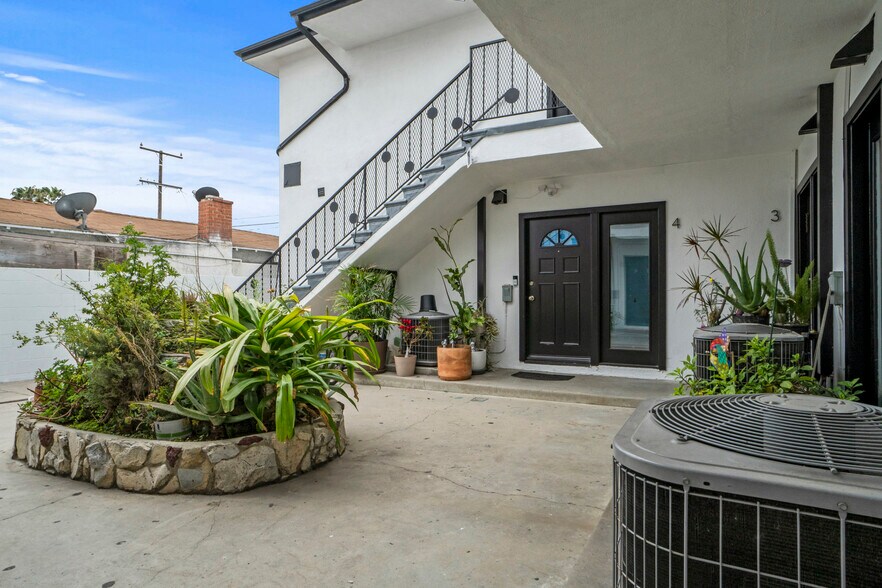 More Photos Of 10934 Burin Ave, Inglewood Apartments For Sale
