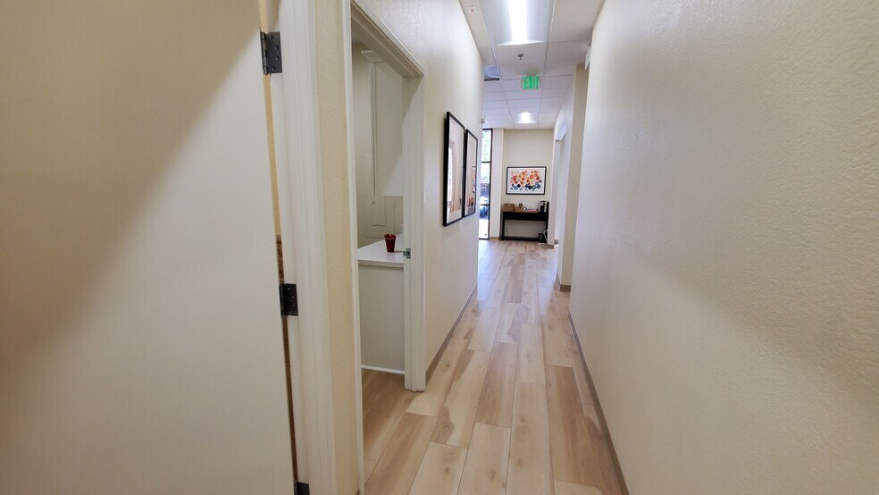 More Photos Of 18205 N 51st Ave, Glendale Medical For Lease