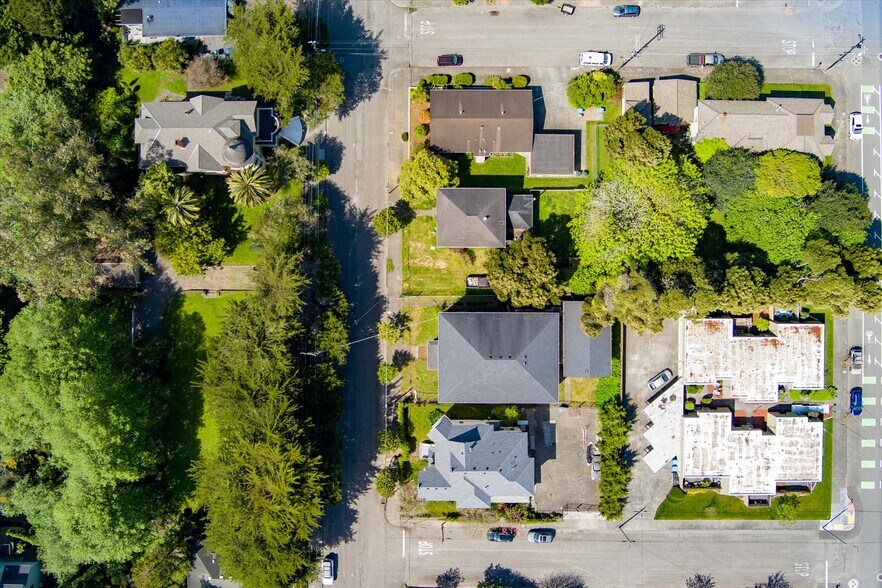 More Photos Of 1625 G St, Eureka Multifamily For Sale