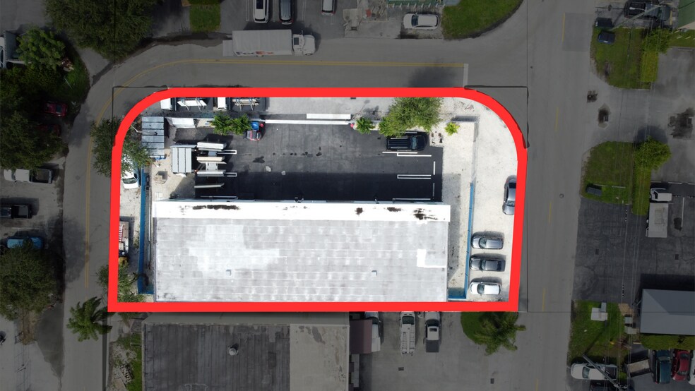 More Photos Of 2757-2761 W 77th Pl, Hialeah Warehouse For Sale