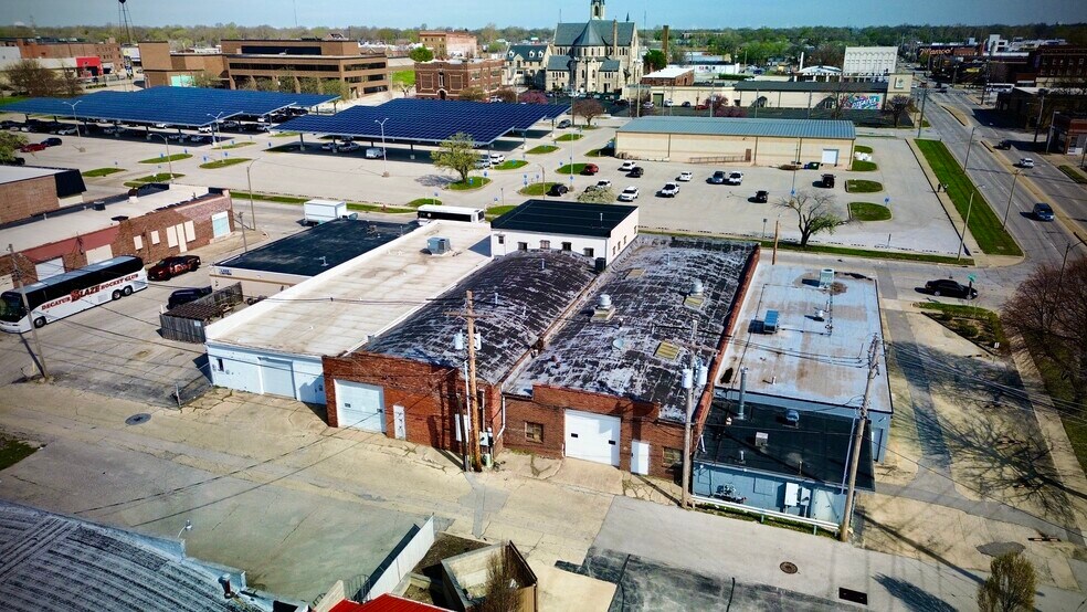 More Photos Of 519-529 E William St, Decatur Light Manufacturing For Sale