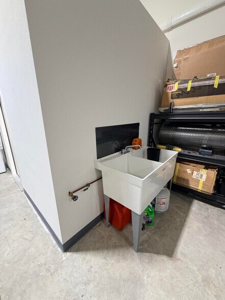 More Photos Of 649 S Park St, Port Washington Industrial For Sale