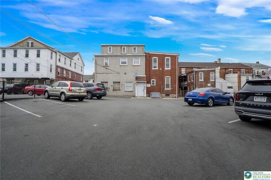 More Photos Of 164-168 W Main St, Kutztown Apartments For Sale