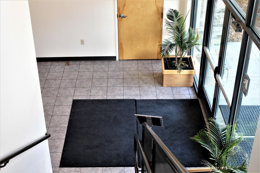 More Photos Of 1019 Ghaner Rd, State College Office For Lease