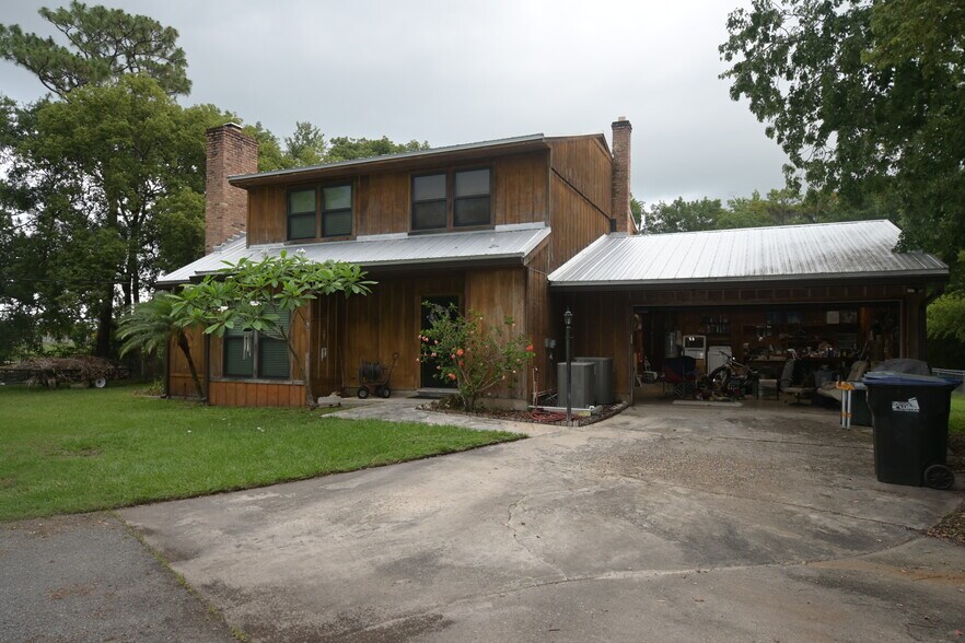 More Photos Of 2101 S Goldenrod Rd, Orlando Storefront For Sale