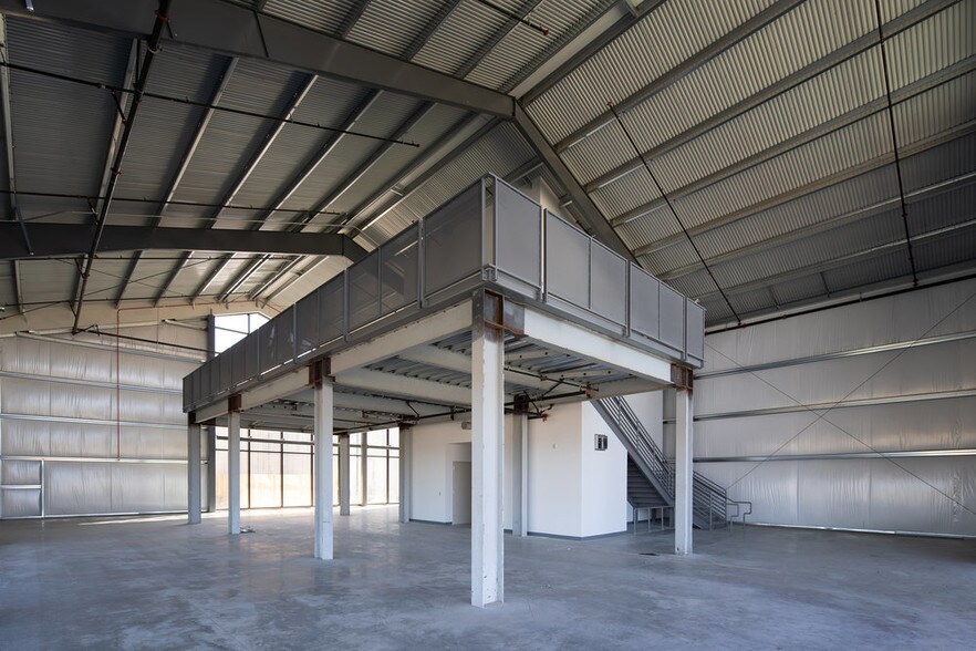 More Photos Of 1730 Flight Way, Tustin Unknown For Lease