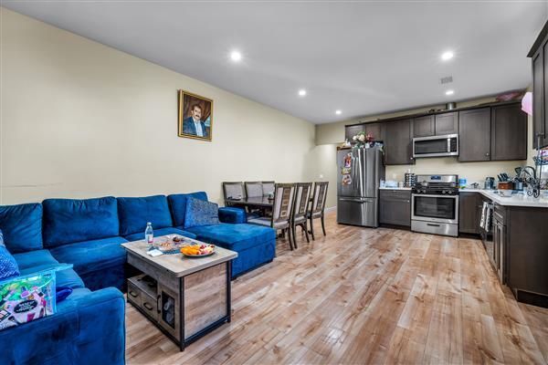 More Photos Of 609 Corwin Ave, Glendale Multifamily For Sale