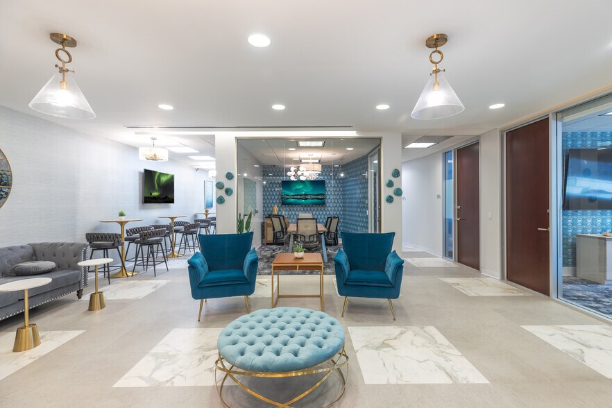 More Photos Of 100 SE 2nd St, Miami Coworking Space