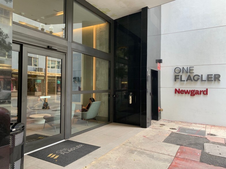 More Photos Of 14 NE 1st Ave, Miami Office For Sale