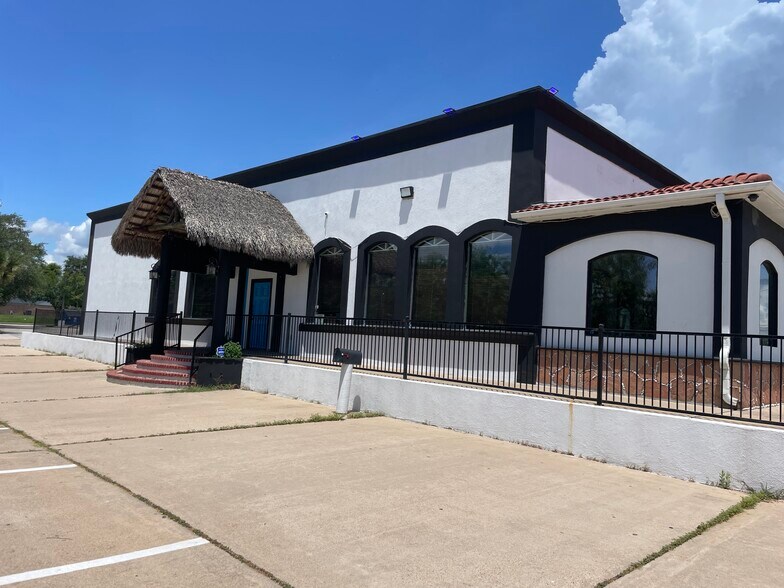More Photos Of 23237 Aldine Westfield Rd, Spring Restaurant For Lease