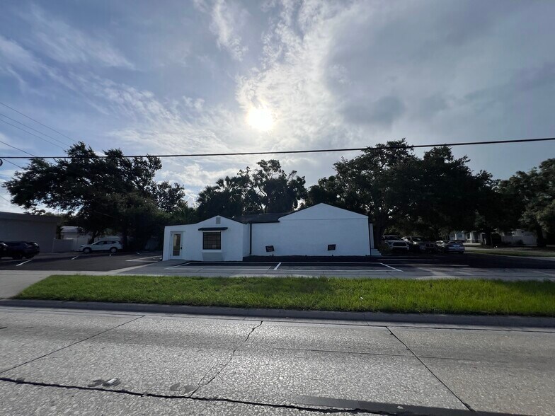 More Photos Of 512 S Dale Mabry Hwy, Tampa Office For Sale