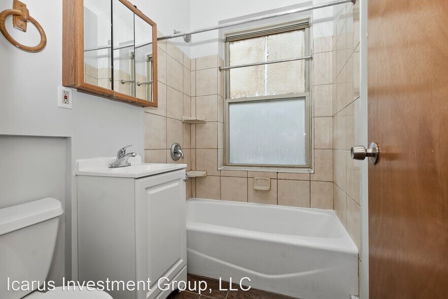 More Photos Of 6237-6245 S Kedzie Ave, Chicago Multifamily For Sale